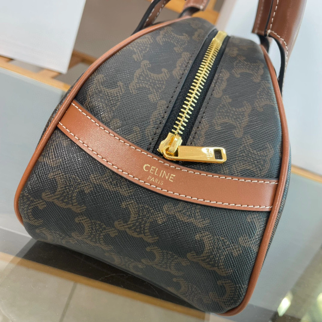 197402BZJ.04LU TECKEL cowhide TRIOMPHE CANVAS item:B-B000B1422